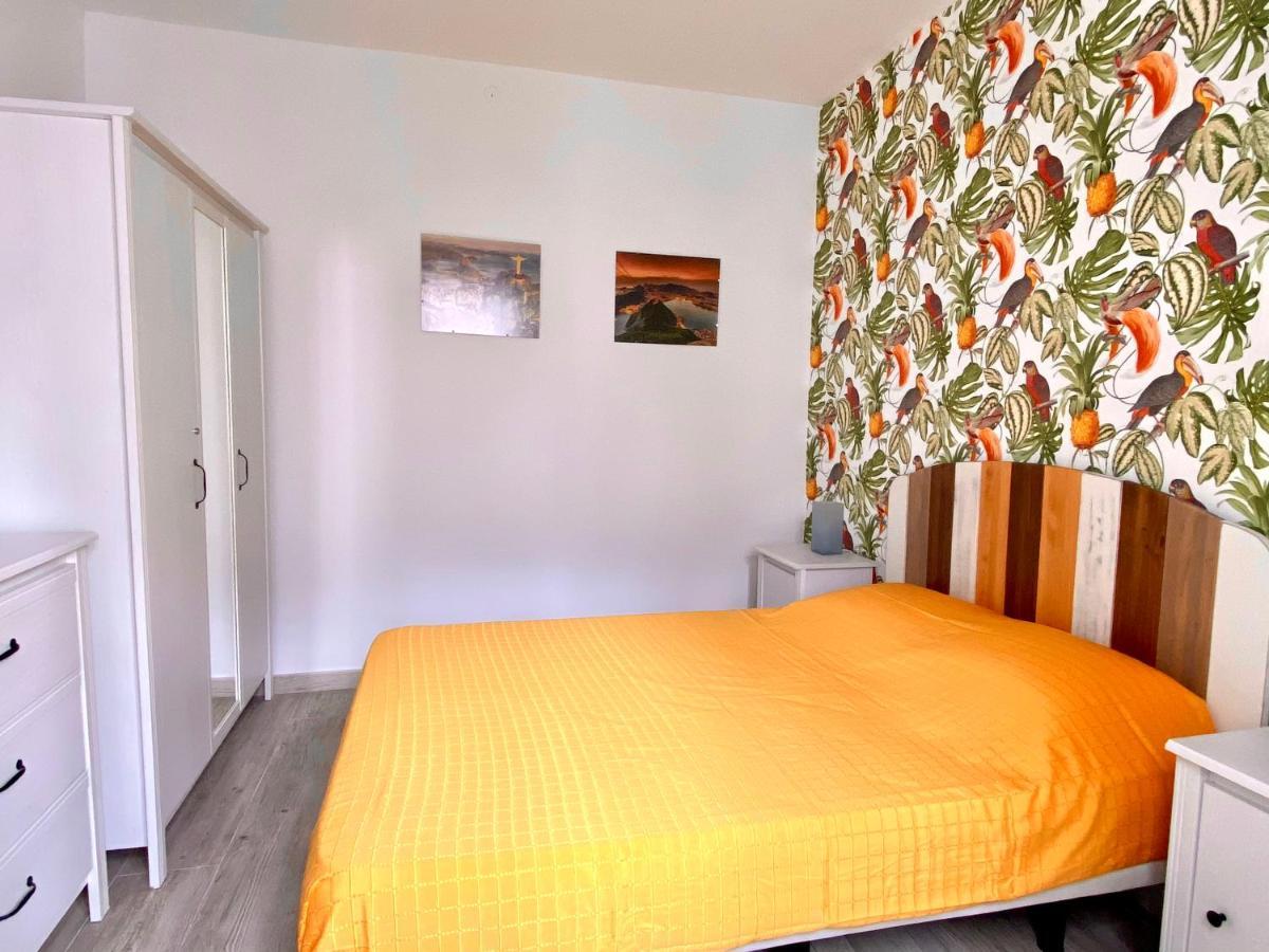 Town House With Patio In Quiet Residential Area 10 Min From Beach Torremolinos Exterior photo